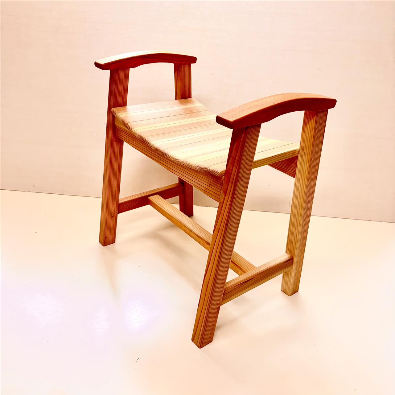 ホット椅子、注目です！